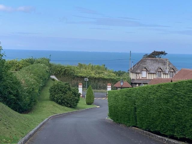 L'Appartement Vue Mer De La Villa Des Rosiers - Trouville Sur Mer Trouville-sur-Mer Exterior foto