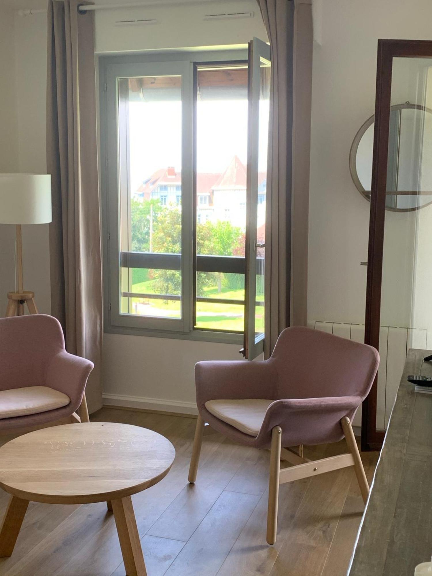 L'Appartement Vue Mer De La Villa Des Rosiers - Trouville Sur Mer Trouville-sur-Mer Exterior foto